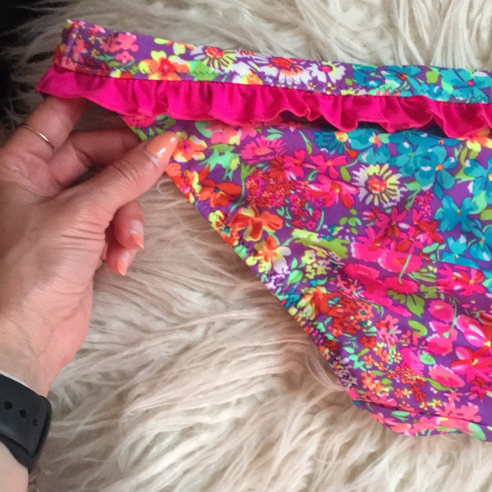 ✨Victoria’s Secret Pink Ruffled Bikini💕 - Picture 6 of 7